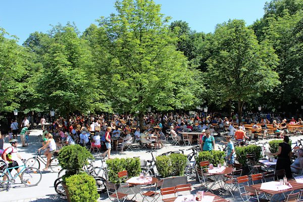 EstablishedSince.de Aumeister, Biergarten, München